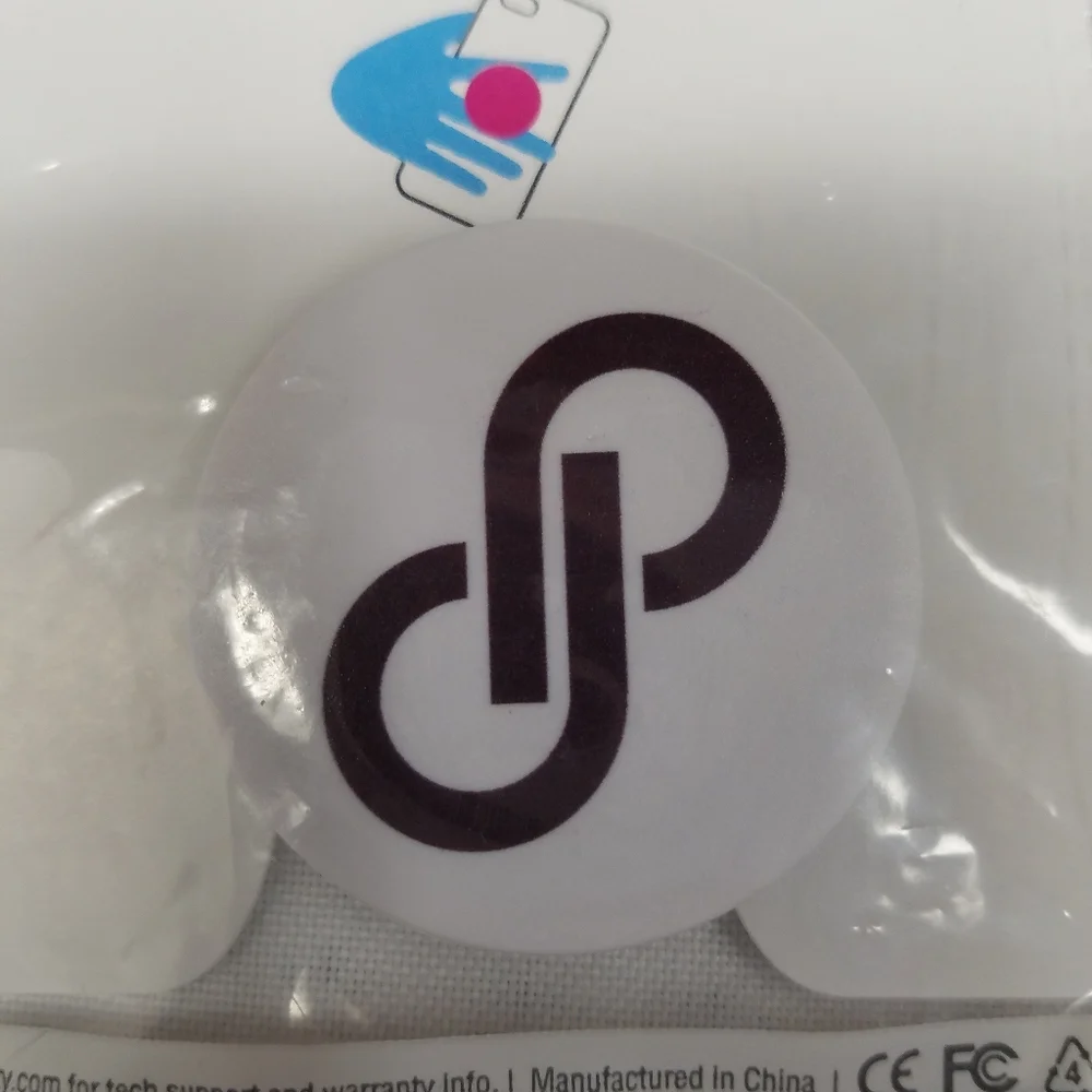 Poshmark Pop Socket Poshmark Logo White New in Package